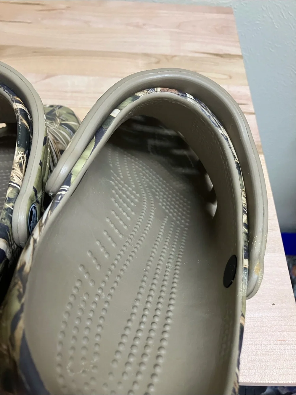 CROCS all over